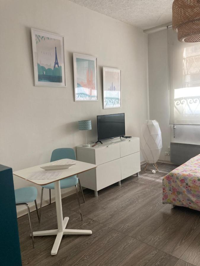 Studio Dragon Avec Gardien Marseille Ngoại thất bức ảnh